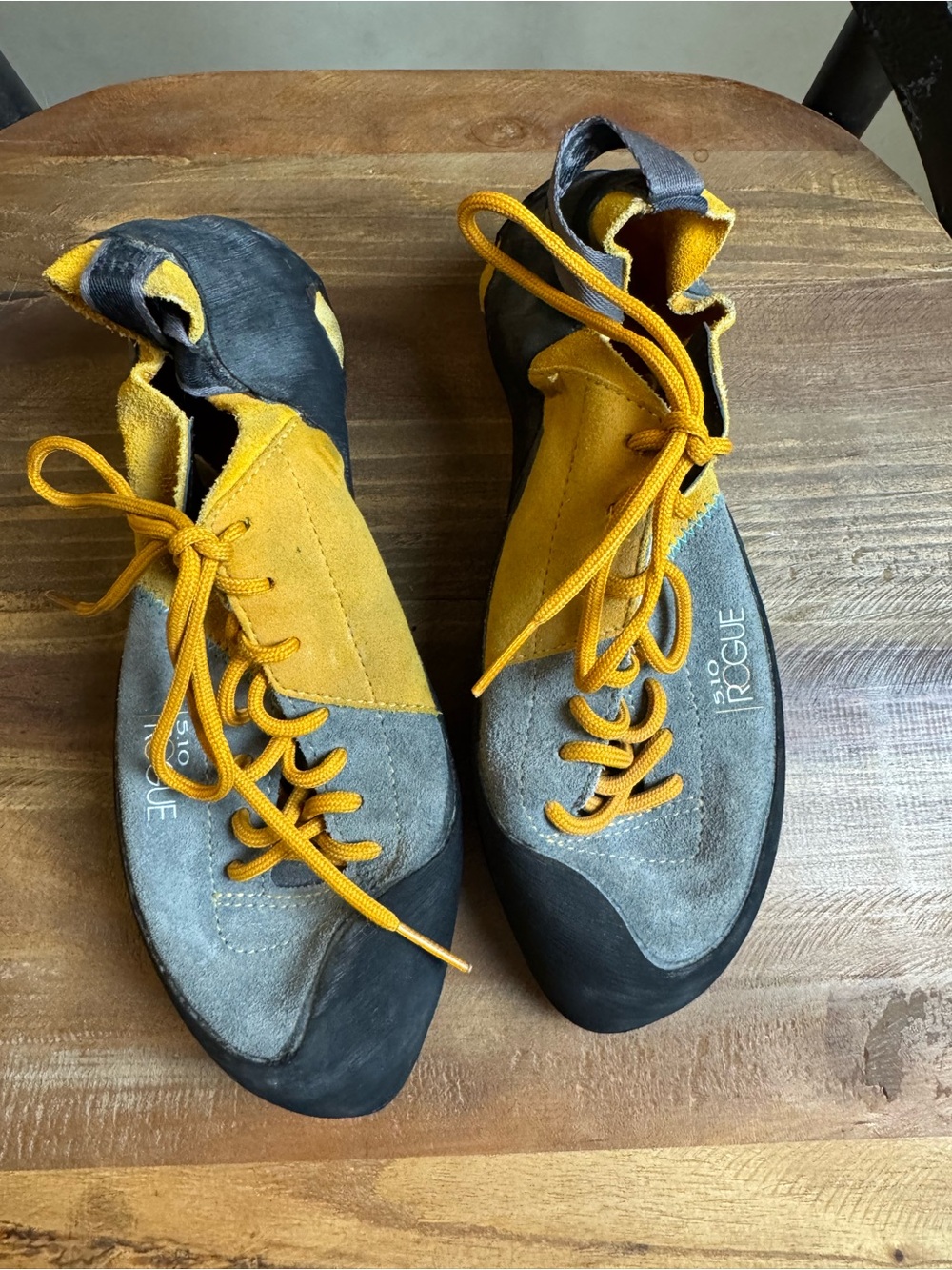 Rogue Women’s Climbing Shoes - Yellow and Gray